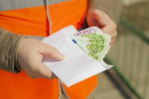 Defensa de delitos económicos y blanqueo