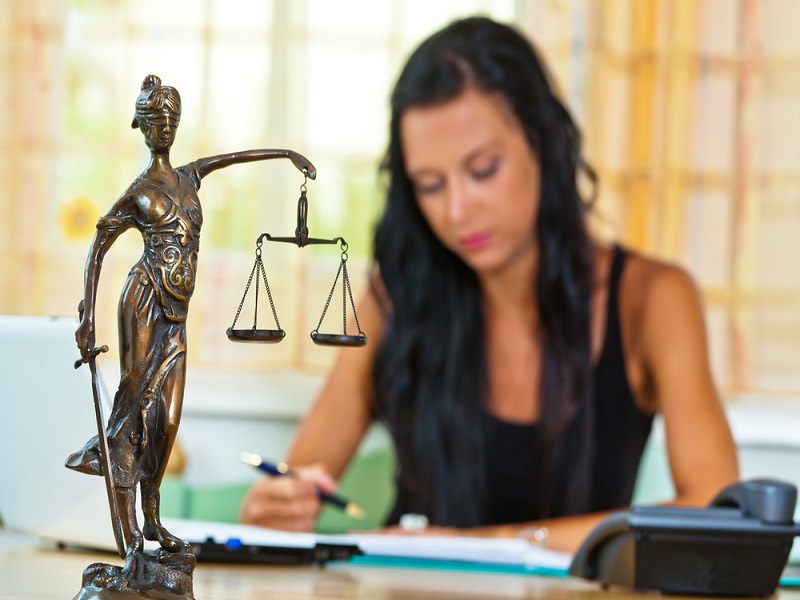 Beneficios de contar con asesores legales para tu empresa