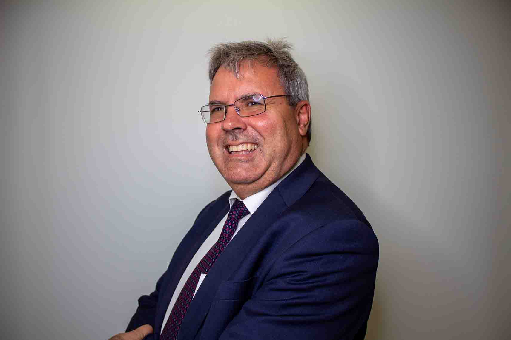 Jose Carlos Avendaño, Abogado